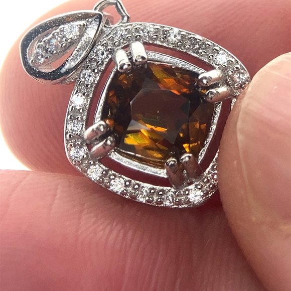 Sphene 1.50ct White Gold Finish Solid 925 Sterling Silver Pendant - Picture 1 of 8